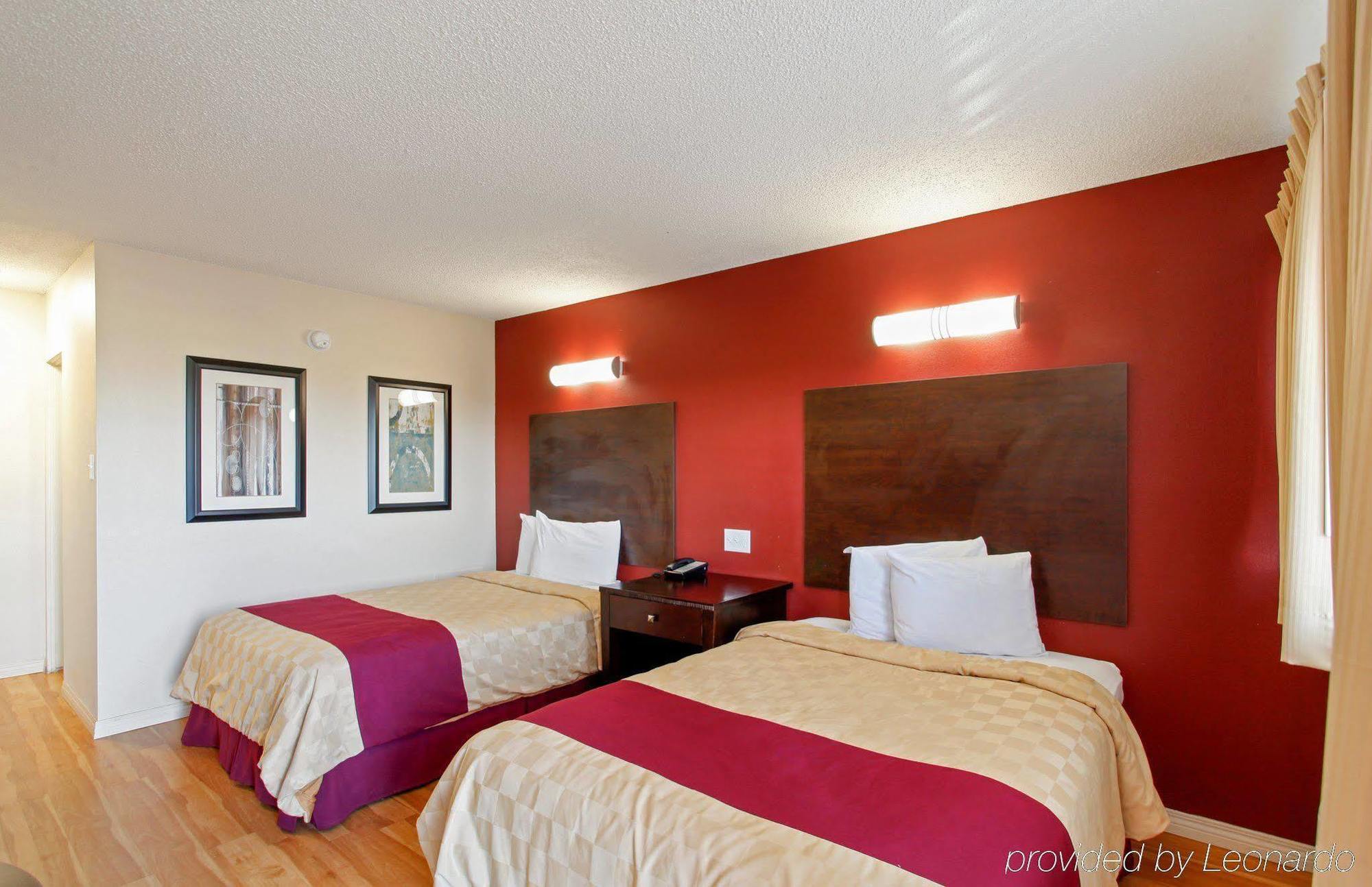 Red Roof Inn Мохаве Экстерьер фото